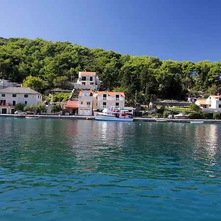 Delia * Povlja (Brac)